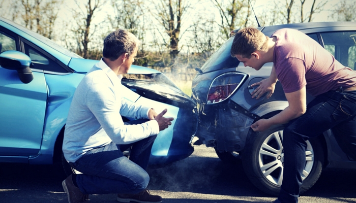 How to Handle a Fender Bender Accident in California